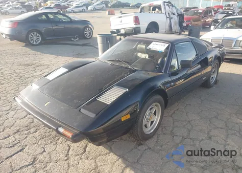 1982 Ferrari 308 Gtsi z USA, uszkodzony, nr VIN ZFFAA02A0C0039653